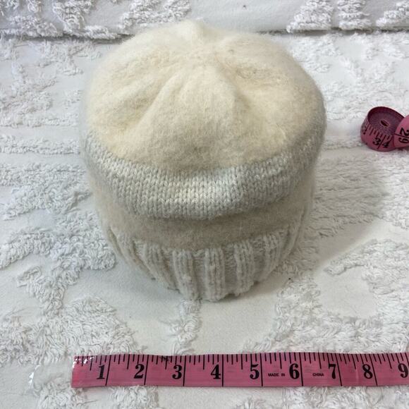 KNITTED BEANIE Women's Sz OS White Cream Granola Girl Winter Cozy Classy Neutral - Picture 4 of 6